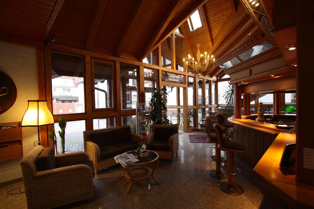 Hotel Zum Loewen Moerfelden-Walldorf Exterior photo